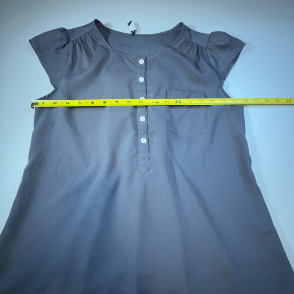 J.Crew Women Gray Cap Sleeve Button Front Blouse Gathered Back Size S Career - Picture 6 of 7